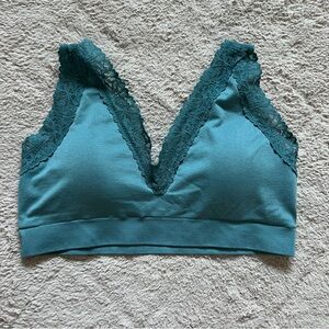 Victoria's Secret Lace Bralette Athleisure Lounge Comfy Minimalist Workout Sz M